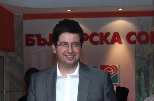 Данъкът върху лихвите по депозитите остава