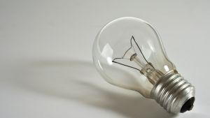 Нова цена на тока на всеки три месеца