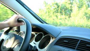 800 лв глоба за паркирана кола в градинка