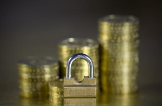 Данък лихва остава 8%