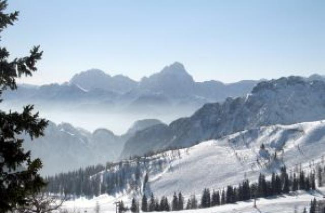 Уикенд в родните ски курорти колкото седмица на Алпите