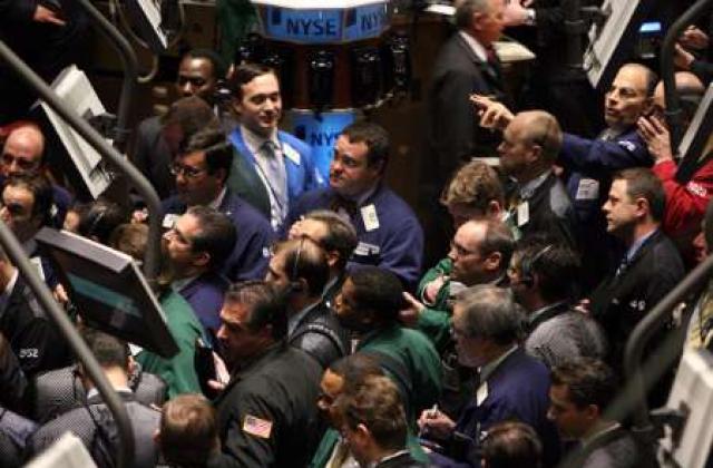 Биковете взеха надмощие на Wall Street. В Азия индексите поставят рекорди