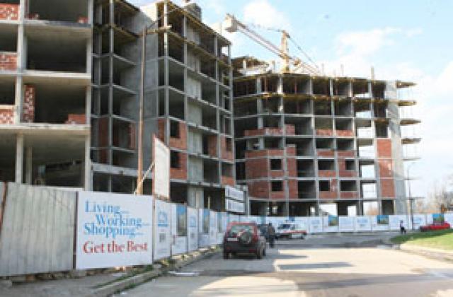 Между 25 и 30% от строежите в Бургас са замразени