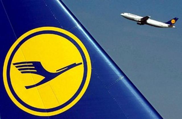 Служители на Lufthansa ще работят с намалено работно време