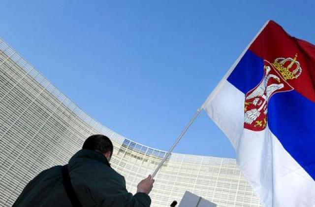 Кризата закри 10 000 малки фирми в Сърбия