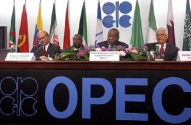 ОПЕК повиши прогнозите си за световното потребление на петрол
