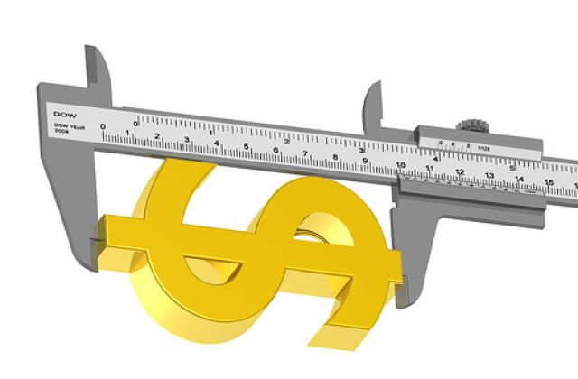 Доларът временно спря пропадането към йената, еврото и франка