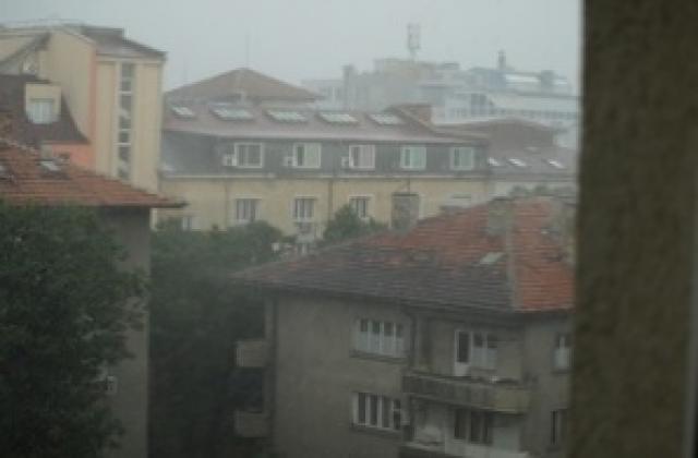 Няма с какво да стрелят по градушката в Пловдив