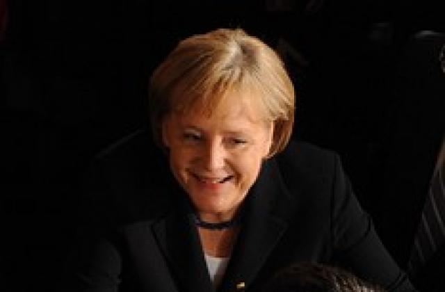 И Германия затяга коланите