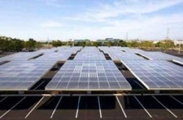 AES Solar Energy иска да строи парк за слънчева енергия. Правителството мълчи