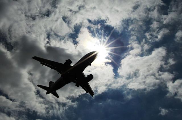 Ръст на пътниците и товарите на Летище София през август