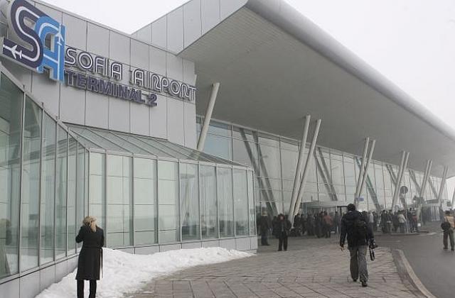 Мъгла блокира летищата в София и Пловдив