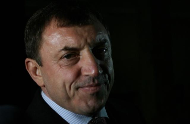 Бойко Борисов бил виновен за кризата