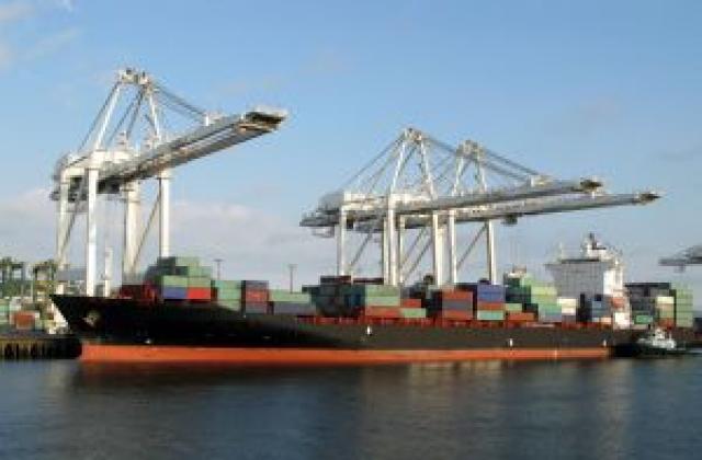 Най-големият контейнерен превозвач в света влезе в Бургас