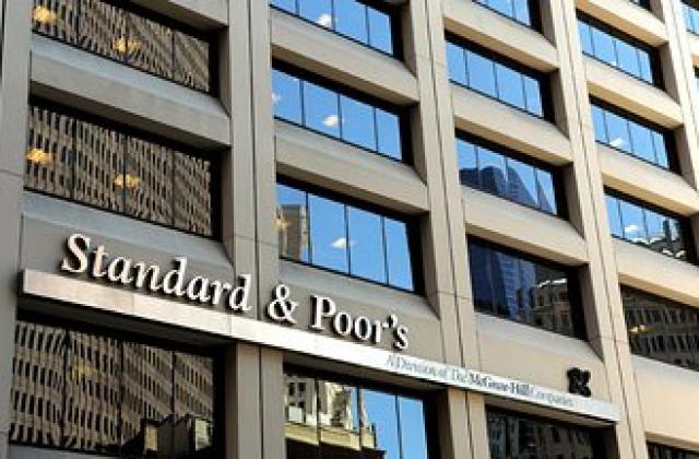 Standard & Poor’s понижи кредитния рейтинг на САЩ