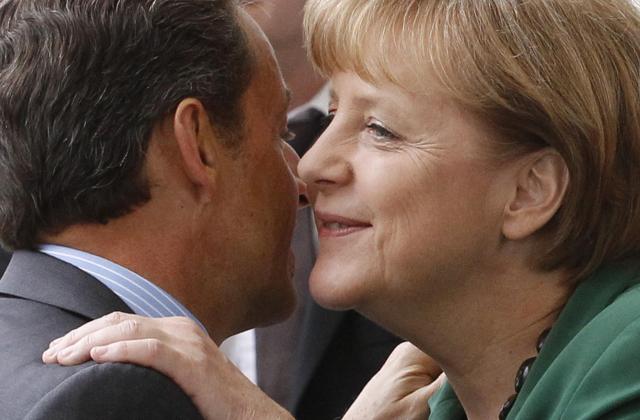 Меркел и Саркози отложиха сериозното мислене