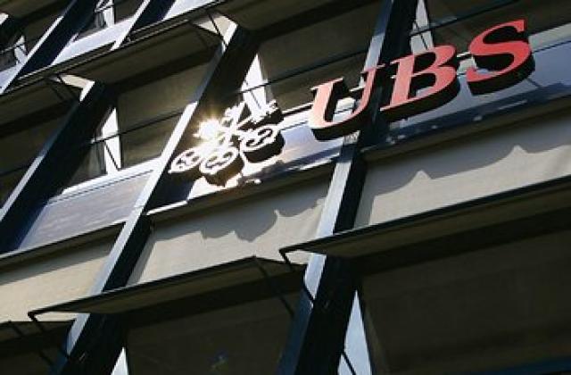 Брокер завлече UBS с 2 милиарда долара