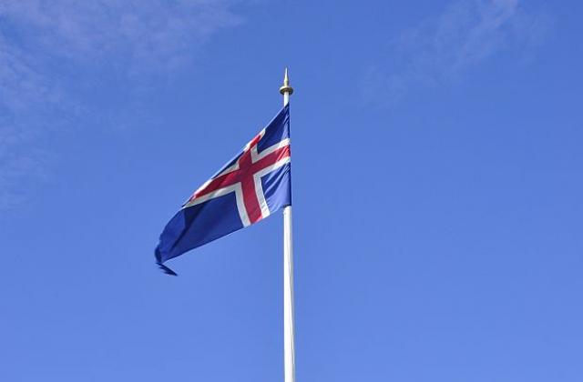 Исландия се отваря за българските работници