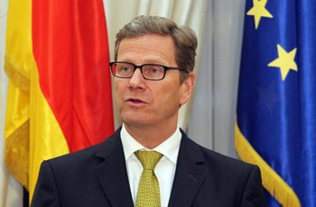 Вестервеле: Германия подкрепя Гърция