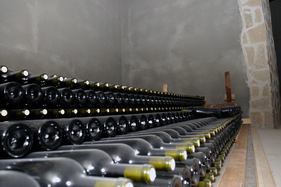 Вино по 50 цента бутилката прави лоша реклама на България
