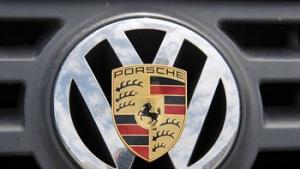 Volkswagen купува Porsche за 446 млрд евро