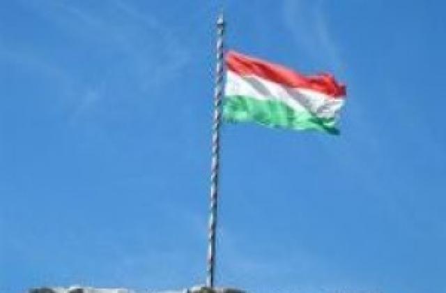 Унгария си иска обратно обезщетенията за жертвите на Холокоста