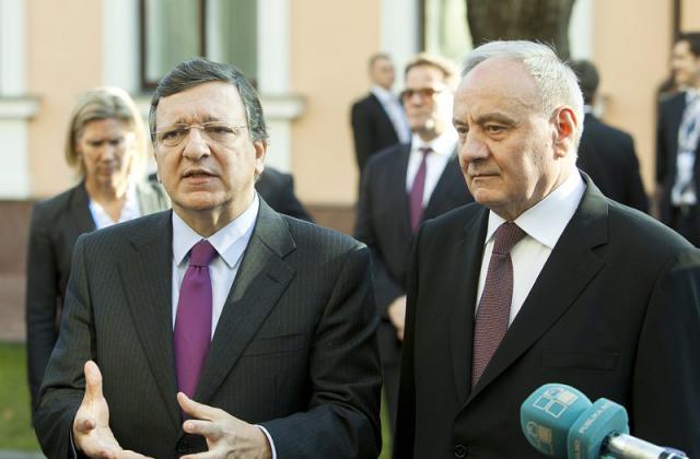 Европейската комисия иска механизъм за решаване на банкови кризи
