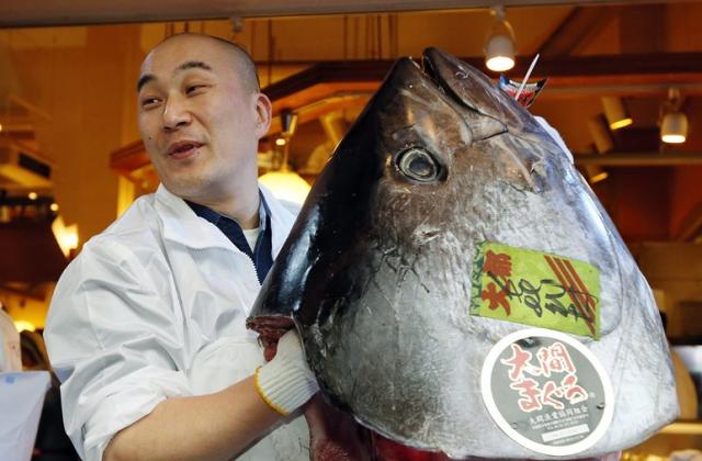 Освен с конско месо, мамят потребителите и с риба тон