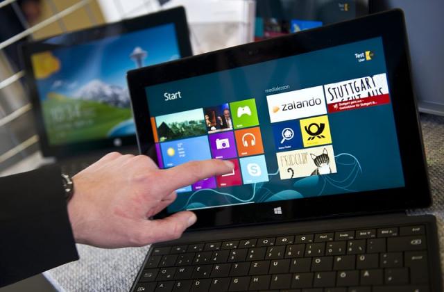 Microsoft признава провала на Windows 8