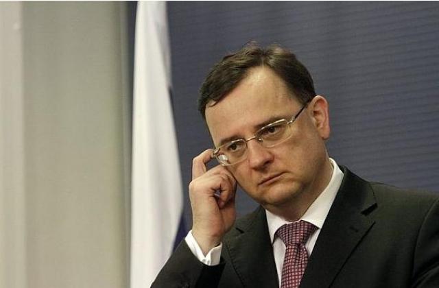 Корупция взе главата на чешкия премиер Петър Нечас