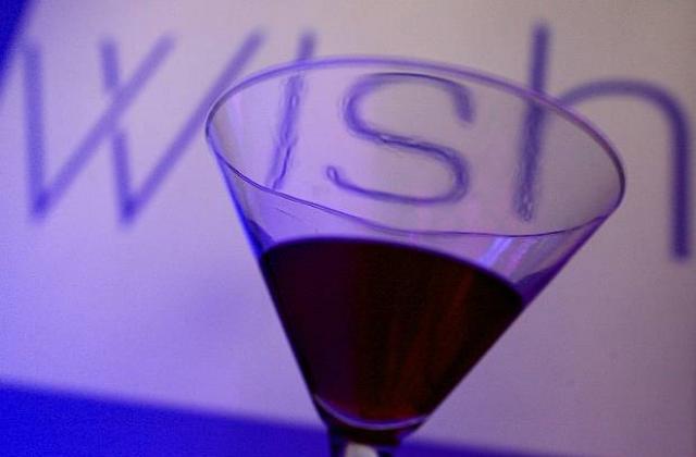 Турция ограничава употребата на алкохол с предупредителни знаци