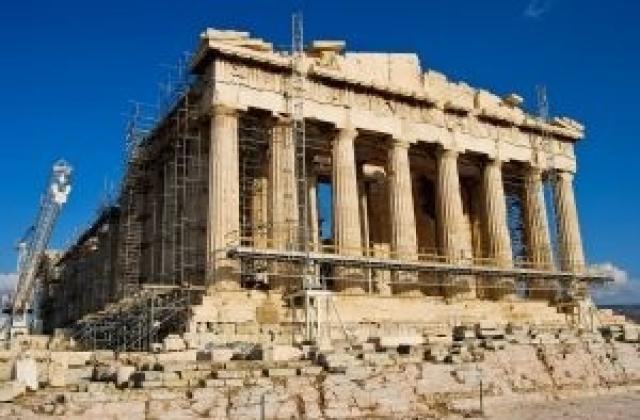 Разследват сделки на гръцкото правителство за корупция