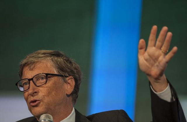 Бил Гейтс: Интернет няма да спаси света