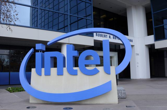 ЕС глоби Intel с рекордните 1 милиард евро
