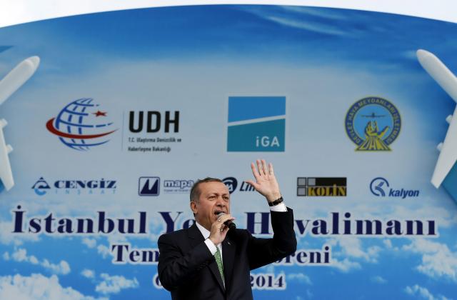Турция изпомпва 70 езера в Черно море