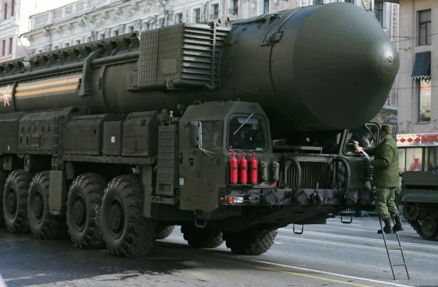 Русия дрънка с ядрени оръжия