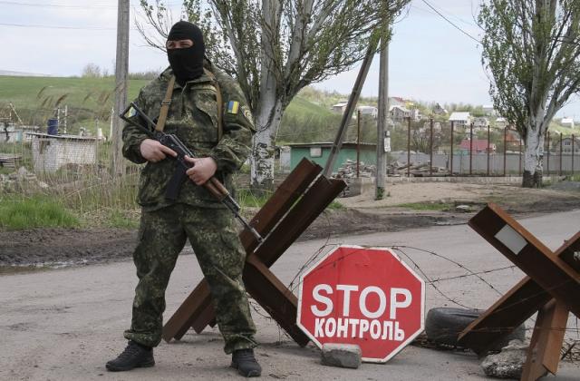 Забравете танковете, руската рубла превзема Украйна