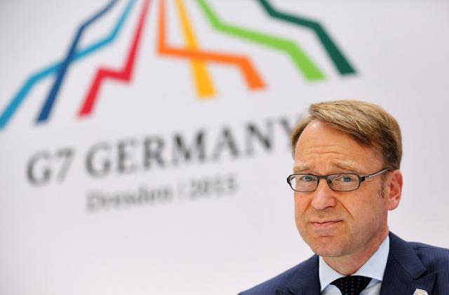 Най-голямата германска банка разследва пране на милиарди долари от руснаци
