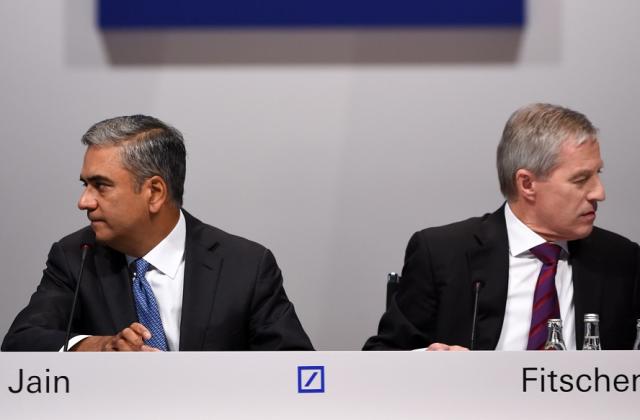 Директорите на най-голямата германска банка подадоха оставки