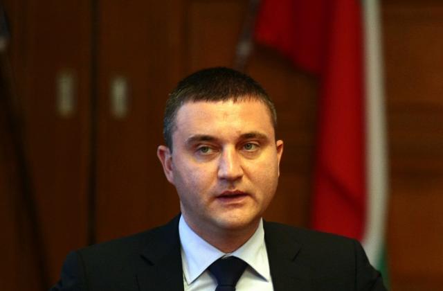 Българският финансов министър си е взел поука от Гърция