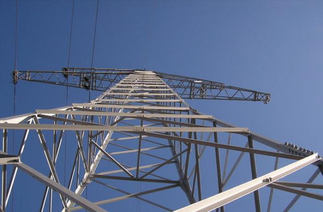 Намалението на цената на тока ще струва 2.5 млрд. лв. на българите