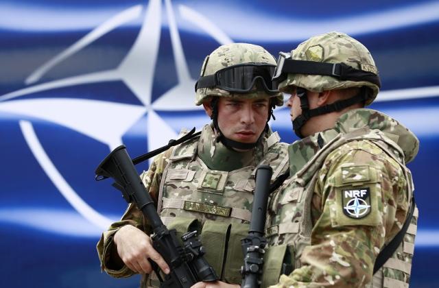 НАТО затяга обръча около Русия с логистика