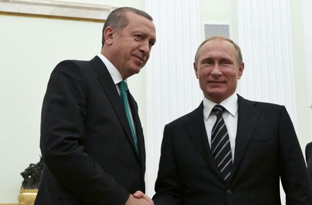 Русия само си играе с Турция