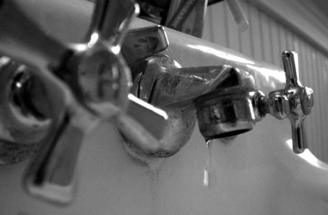 По-скъпа вода от догодина предлагат ВиК фирми