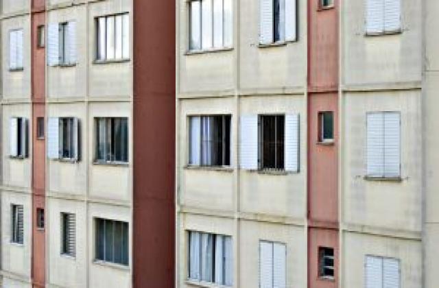 Застой и нереално високи цени на жилищата в София