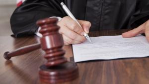 Пълен хаос цари с имотните декларации на 130 000 чиновници