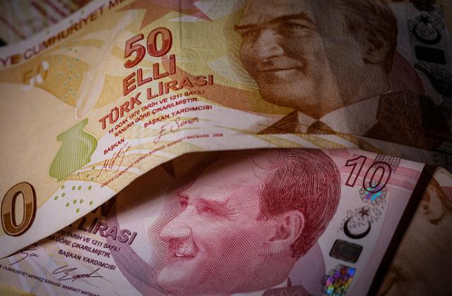 Турция вдига минималната заплата с 26%