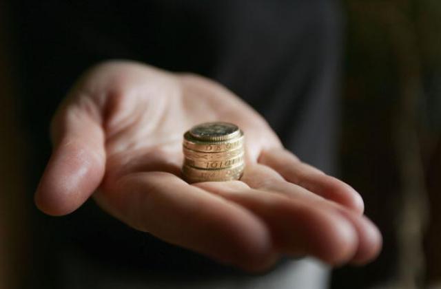 Стабилизация на безработицата в ЕС на рекордно дъно от 6,7%