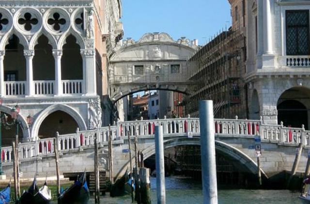 Венеция въведе такса за влизане на туристи в града