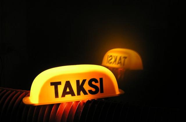 Мащабна данъчна проверка на таксиметровите фирми в Пловдив
